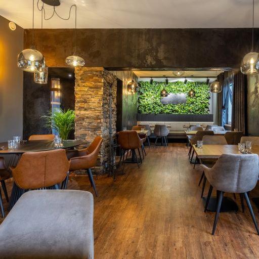 Garden Restaurant & Pension Pardubice Exterior foto